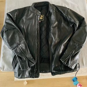 Men’s size 44 American made Leather Jacket